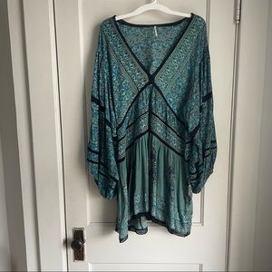 Free People Boho Tunic NWOT lantern sleeves XL
